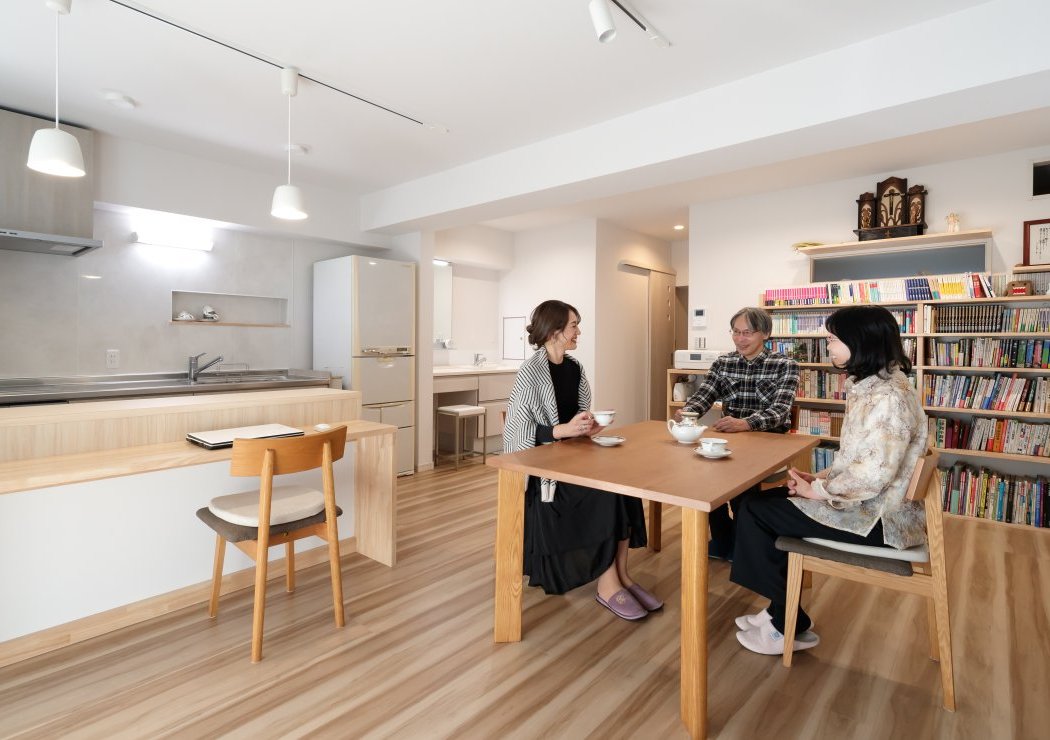 マンションで叶えた、 家じゅうに自然光が届く住空間