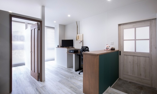 ご縁を紡ぐ場所に、やさしい色と想いを添えて