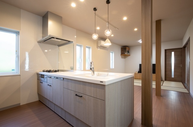 ご夫婦と愛犬が心地よく暮らす、T様邸のフルリノベーション